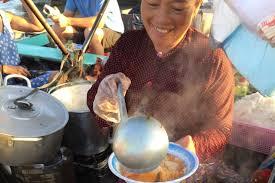 10 Vietnamese foods set Asian records